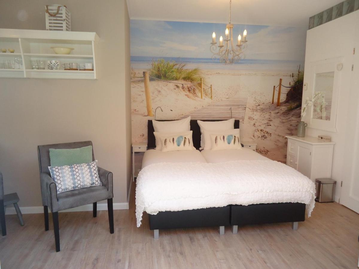 Bed & Breakfast Zeeduinsepoort Met Sauna Oostkapelle Exterior photo